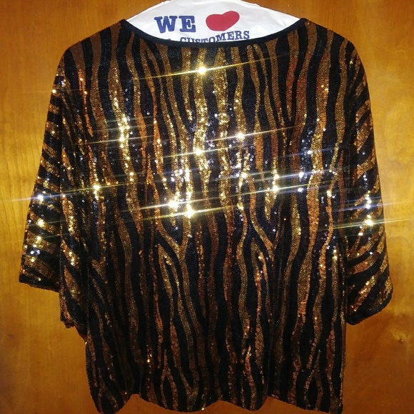 Sexy Sequence Top - Picture 5 of 5